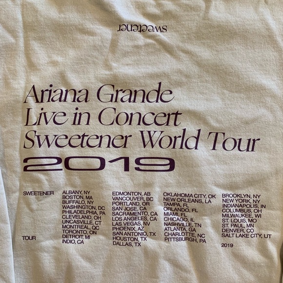 NEW SOLD OUT Ariana Grande Sweetener Tour Crewneck - Picture 6 of 7